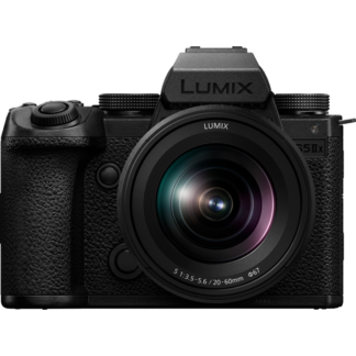 Фотоапарат Panasonic Lumix S5 IIX + обектив Panasonic S 20-60mm f/3.5-5.6